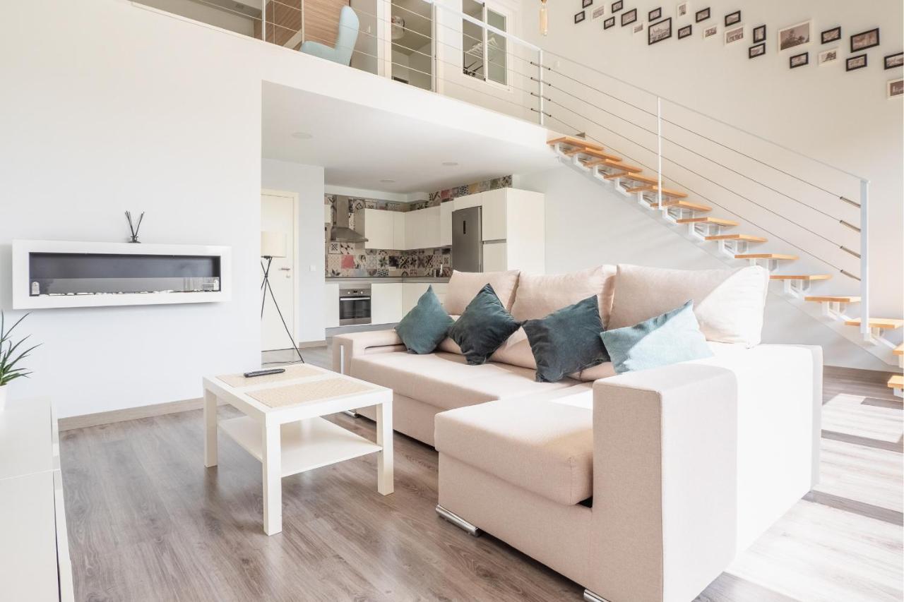 El Ventero Apartment - Elegante Apt Para 5 Con Terraza, Wi-Fi Y Aparcamiento En La Calle Camarma de Esteruelas Kültér fotó